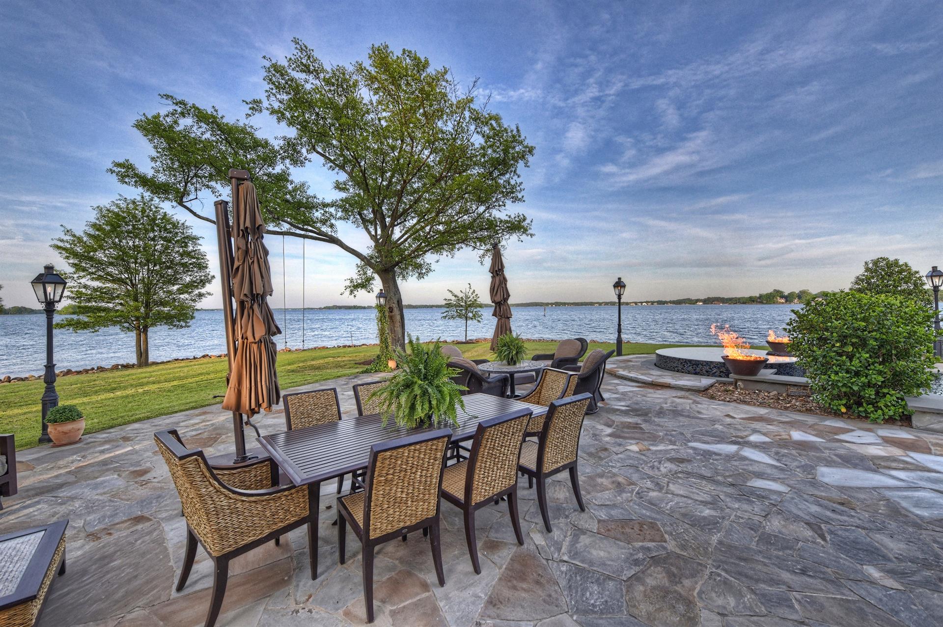 lake-norman-waterfront-estate-a-luxury-home-for-sale-in-denver